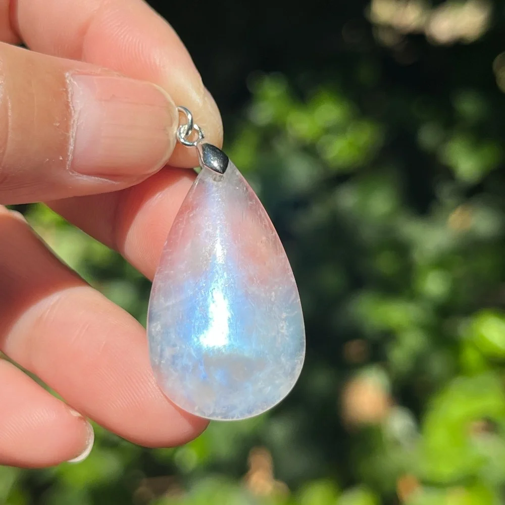 Sterling silver 925 stamped‎ flashy moonstone pendant C